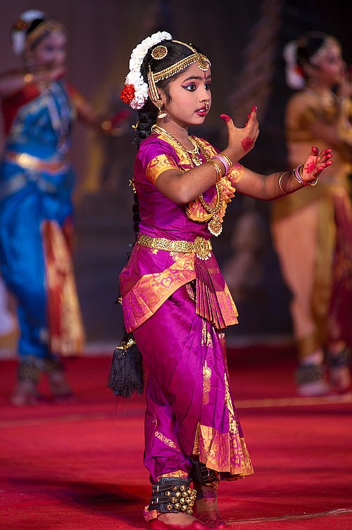 Thiru Sivakumar, Shiva Kalalayam (Bharatanatyam) (Mamallapuram Dance Festival 2012 - Kuchipudi i nie tylko)